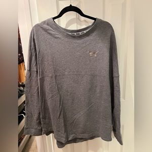 VS PINK - Crewneck with sequin detail on the back